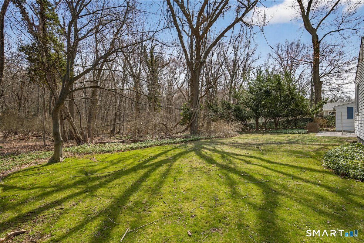 47 Barrett Street Hamden, CT 06517 - Photo 31 of 40