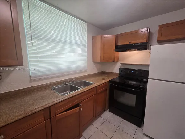 $1,800 | 1750 Northwest 55th Avenue, Unit 103, Lauderhill, FL 33313