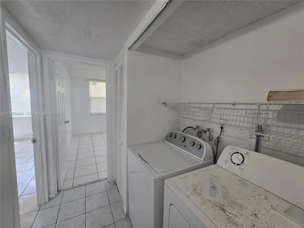 $1,800 | 1750 Northwest 55th Avenue, Unit 103, Lauderhill, FL 33313