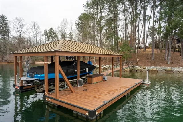 $2,699,000 | 390 Peninsula Ridge, Sunset, SC 29685