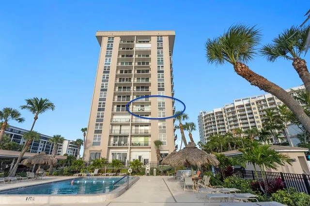 $1,300,000 | 1212 Benjamin Franklin Drive, Unit 501, Sarasota, FL 34236