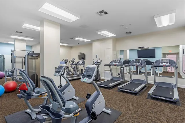 $1,300,000 | 1212 Benjamin Franklin Drive, Unit 501, Sarasota, FL 34236