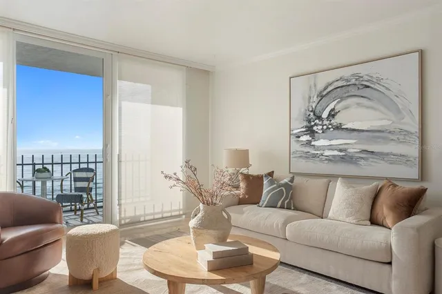 $1,300,000 | 1212 Benjamin Franklin Drive, Unit 501, Sarasota, FL 34236