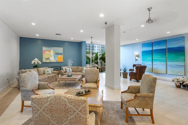 $1,300,000 | 1212 Benjamin Franklin Drive, Unit 501, Sarasota, FL 34236