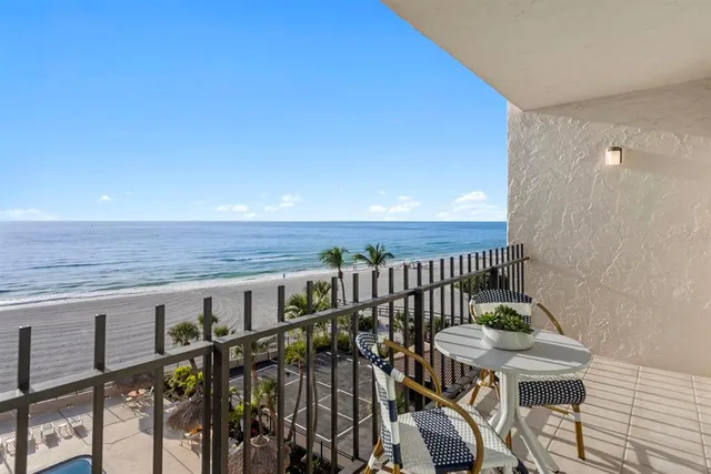 $1,300,000 | 1212 Benjamin Franklin Drive, Unit 501, Sarasota, FL 34236