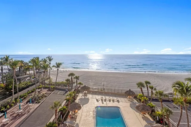 $1,300,000 | 1212 Benjamin Franklin Drive, Unit 501, Sarasota, FL 34236