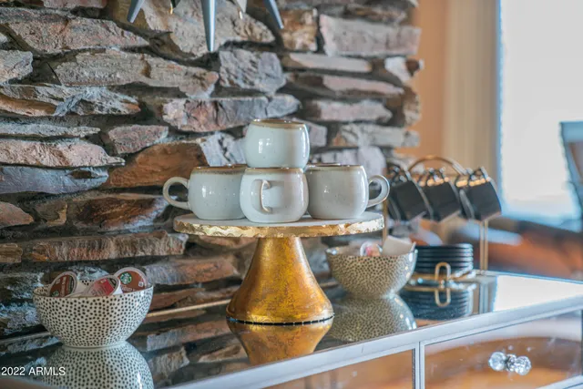 $4,500 | 6110 East Edgemont Avenue, Scottsdale, AZ 85257