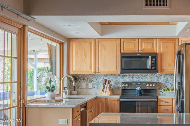 $4,500 | 6110 East Edgemont Avenue, Scottsdale, AZ 85257