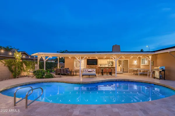 $4,500 | 6110 East Edgemont Avenue, Scottsdale, AZ 85257