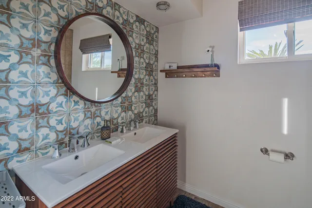 $4,500 | 6110 East Edgemont Avenue, Scottsdale, AZ 85257