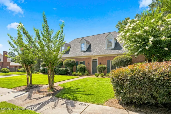 $280,000 | 10 Moss Forest Place, Jackson, MS 39211