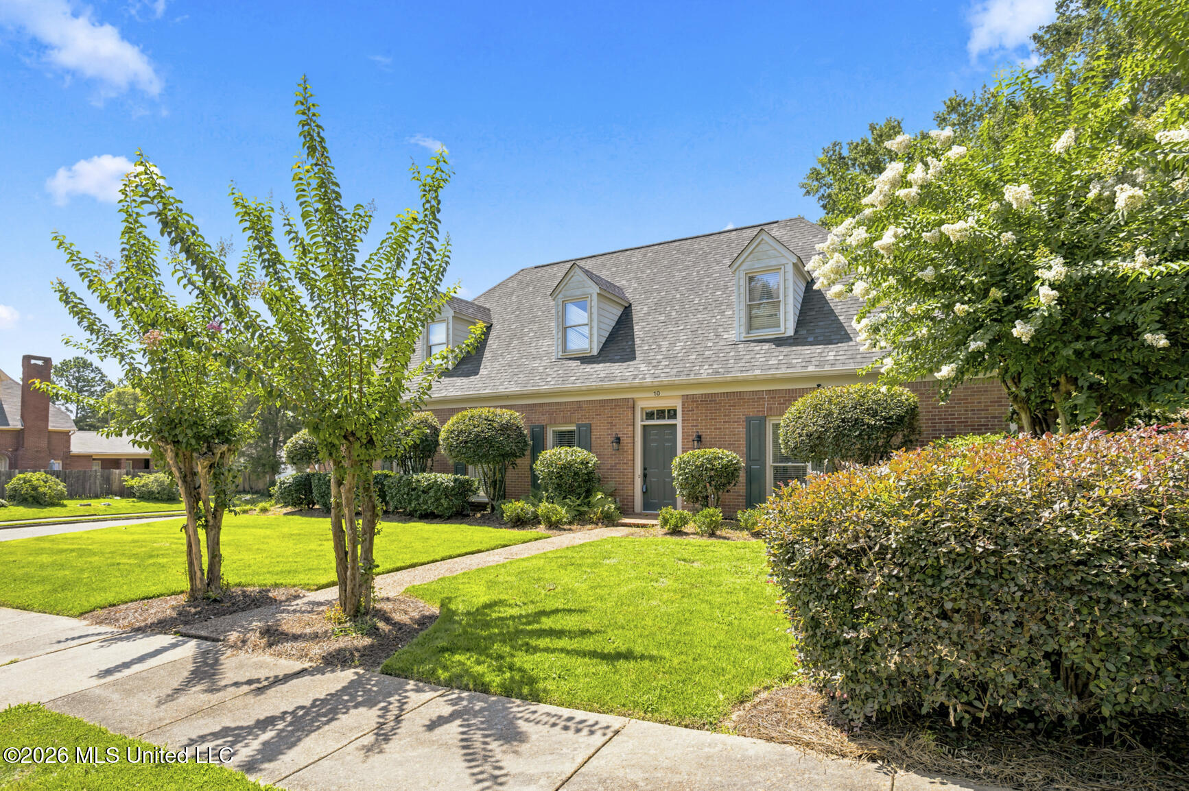 10 Moss Forest Place Jackson, MS 39211 - Photo 1 of 39 10 Moss Forest Place-1