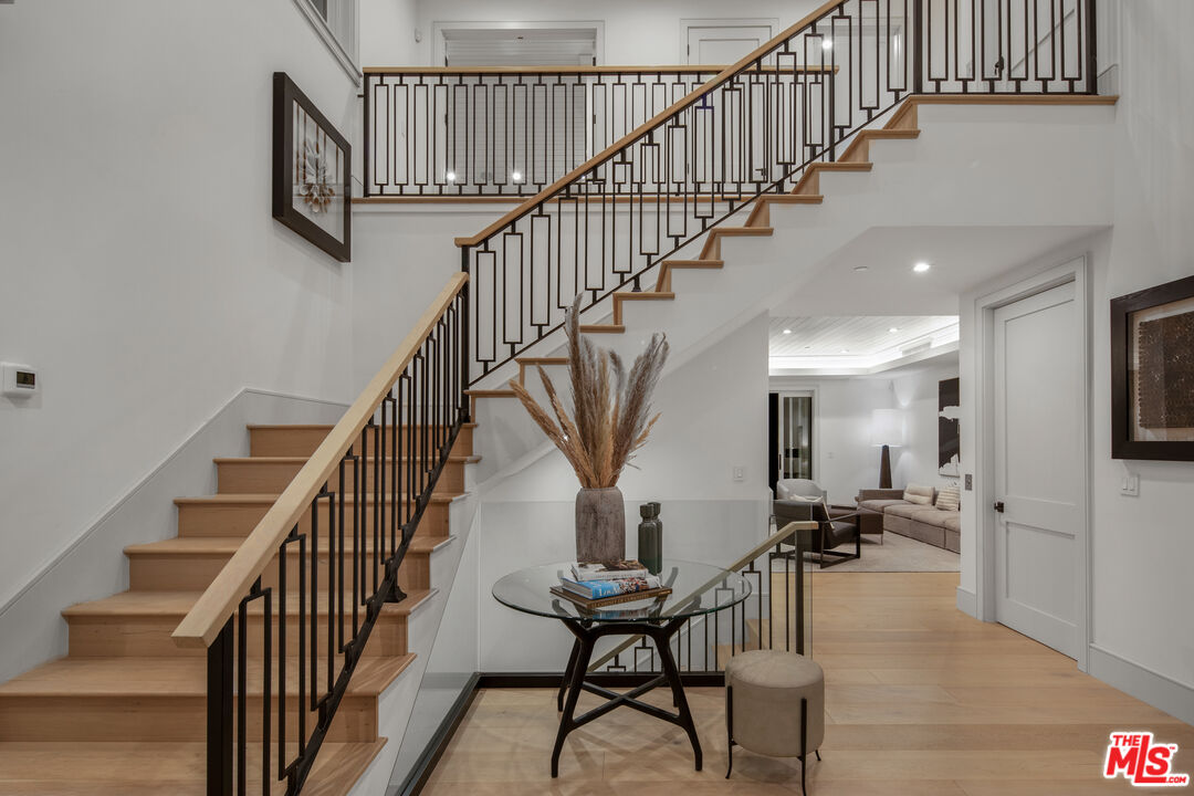 535 North Bundy Drive Los Angeles, CA 90049 - Photo 33 of 33