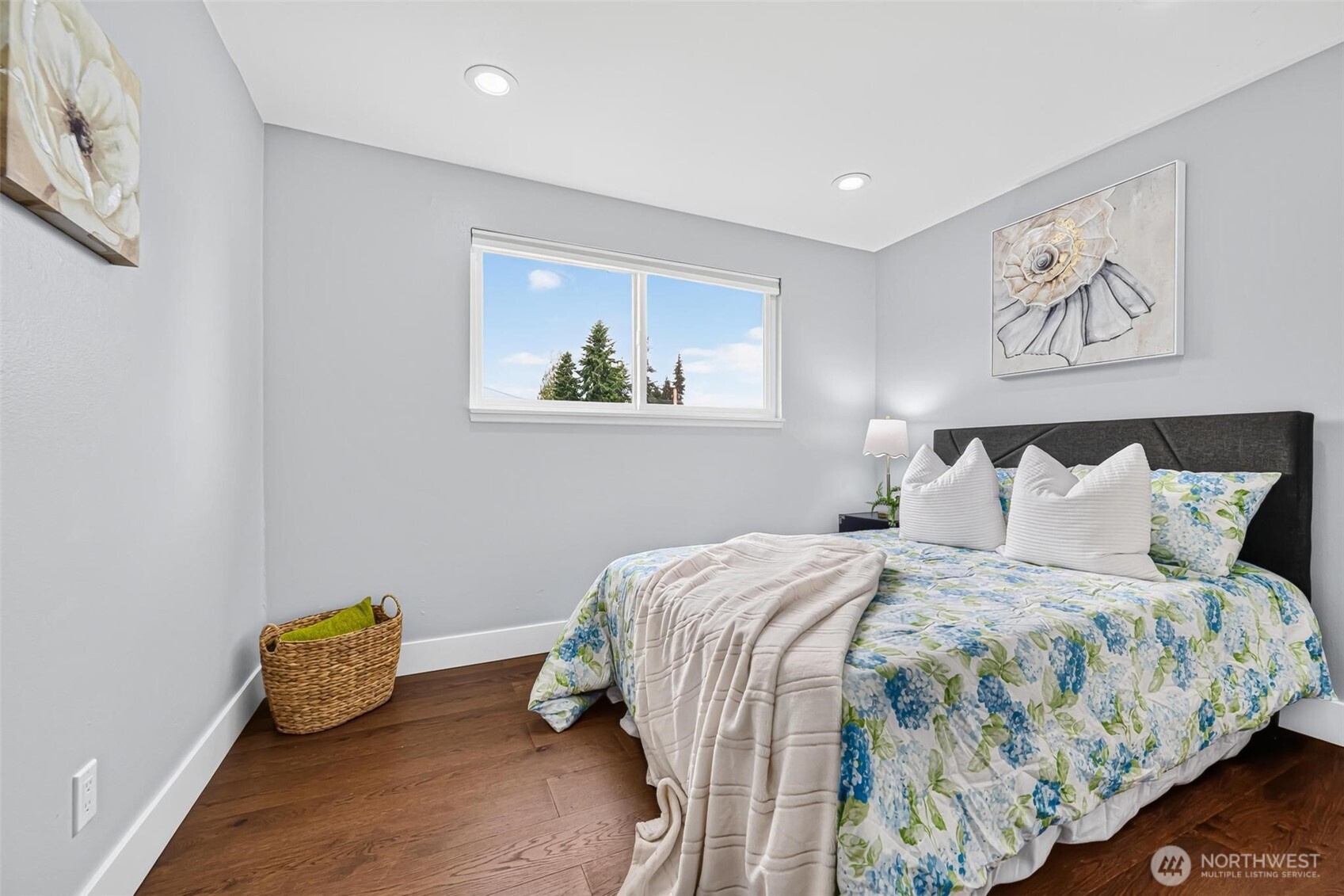 23119 80th Place West Edmonds, WA 98026 - Photo 22 of 40