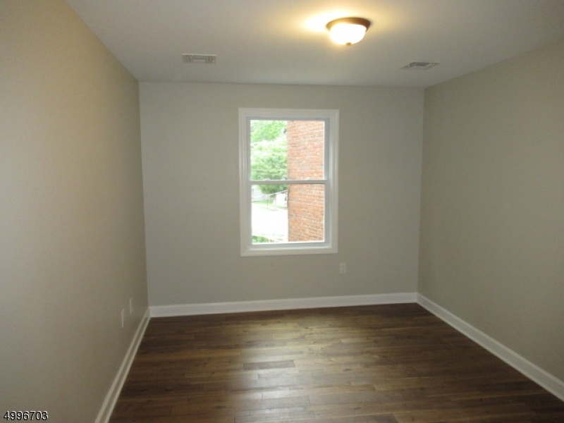 121 Main Street, Unit B Hackettstown, NJ 07840 - Photo 10 of 12