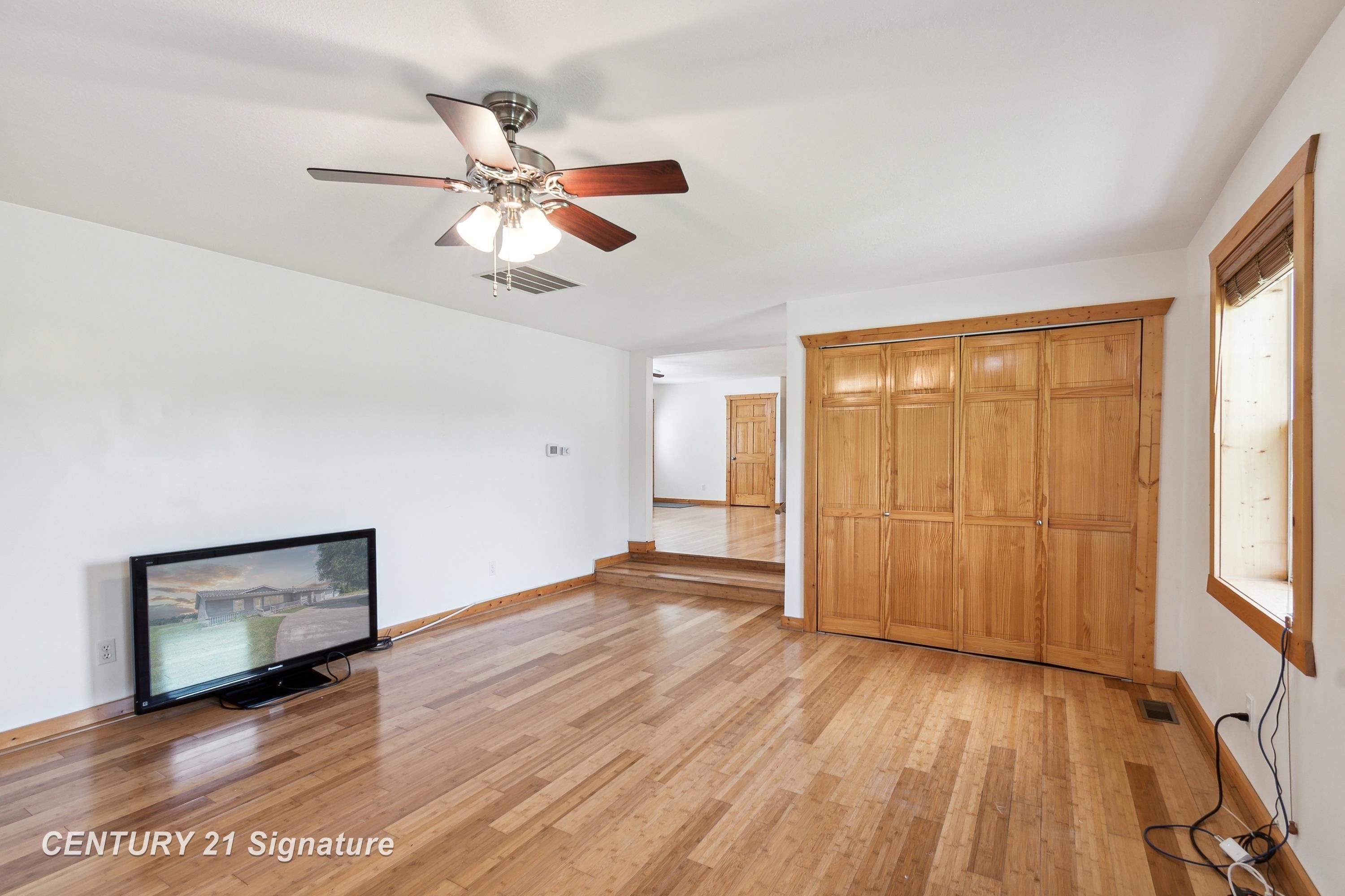 2876 Grass Lake Road Gladwin, MI 48624 - Photo 3 of 20 Gallery Image 3