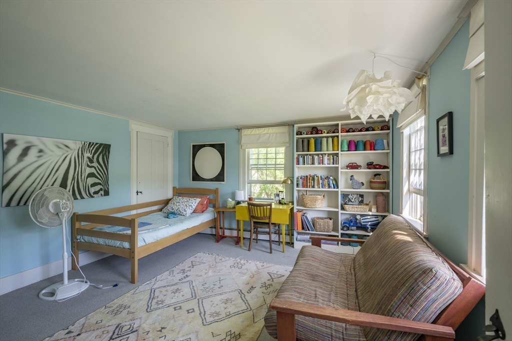 2 Chestnut Hill Road Leverett, MA 01054 - Photo 25 of 42 a living room with furniture