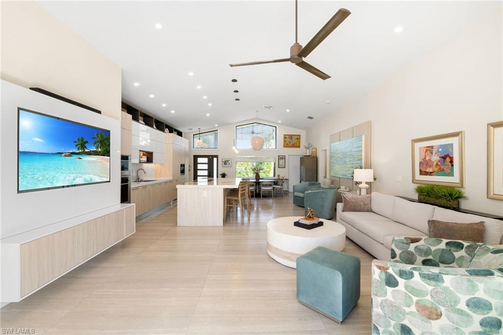 1820 Holiday Lane Naples, FL 34104 - Photo 17 of 50