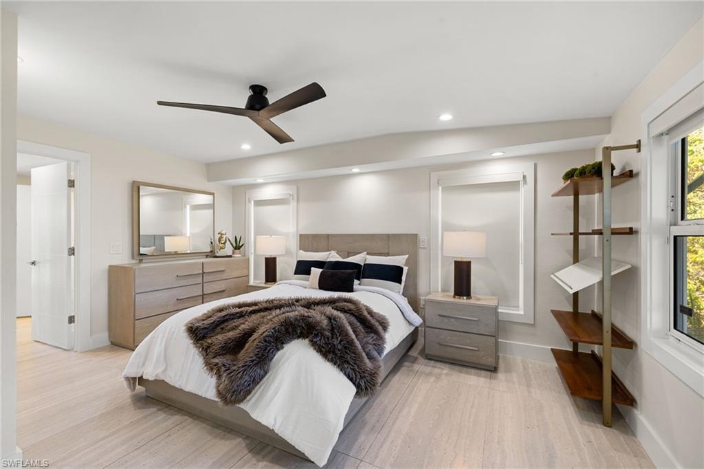 1820 Holiday Lane Naples, FL 34104 - Photo 28 of 50