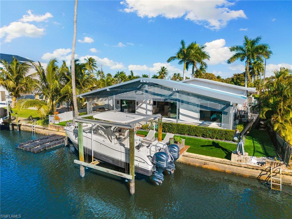 1820 Holiday Lane Naples, FL 34104 - Photo 43 of 50