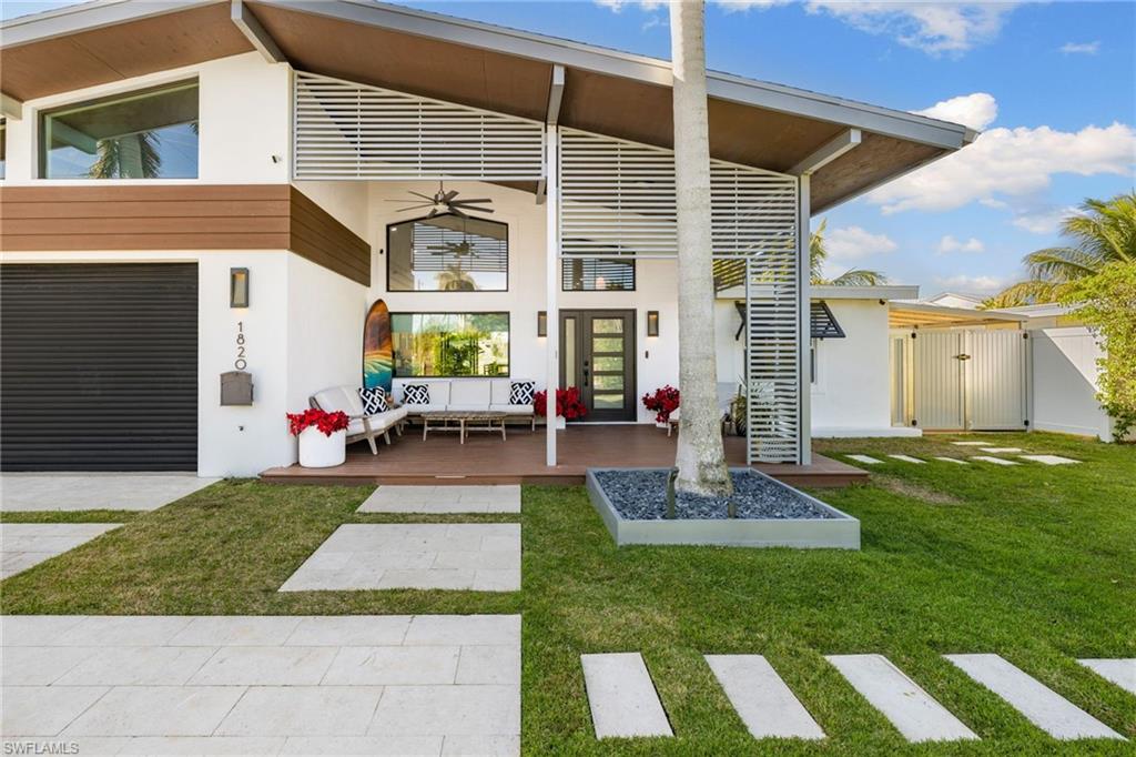 1820 Holiday Lane Naples, FL 34104 - Photo 5 of 50