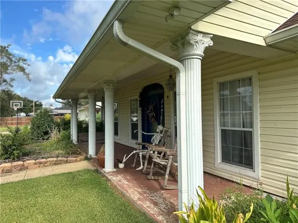 $285,000 | 3483 Highway 107, Plaucheville, LA 71362