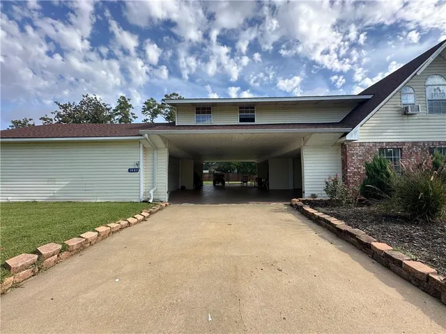 $320,000 | 3483 Highway 107, Plaucheville, LA 71362