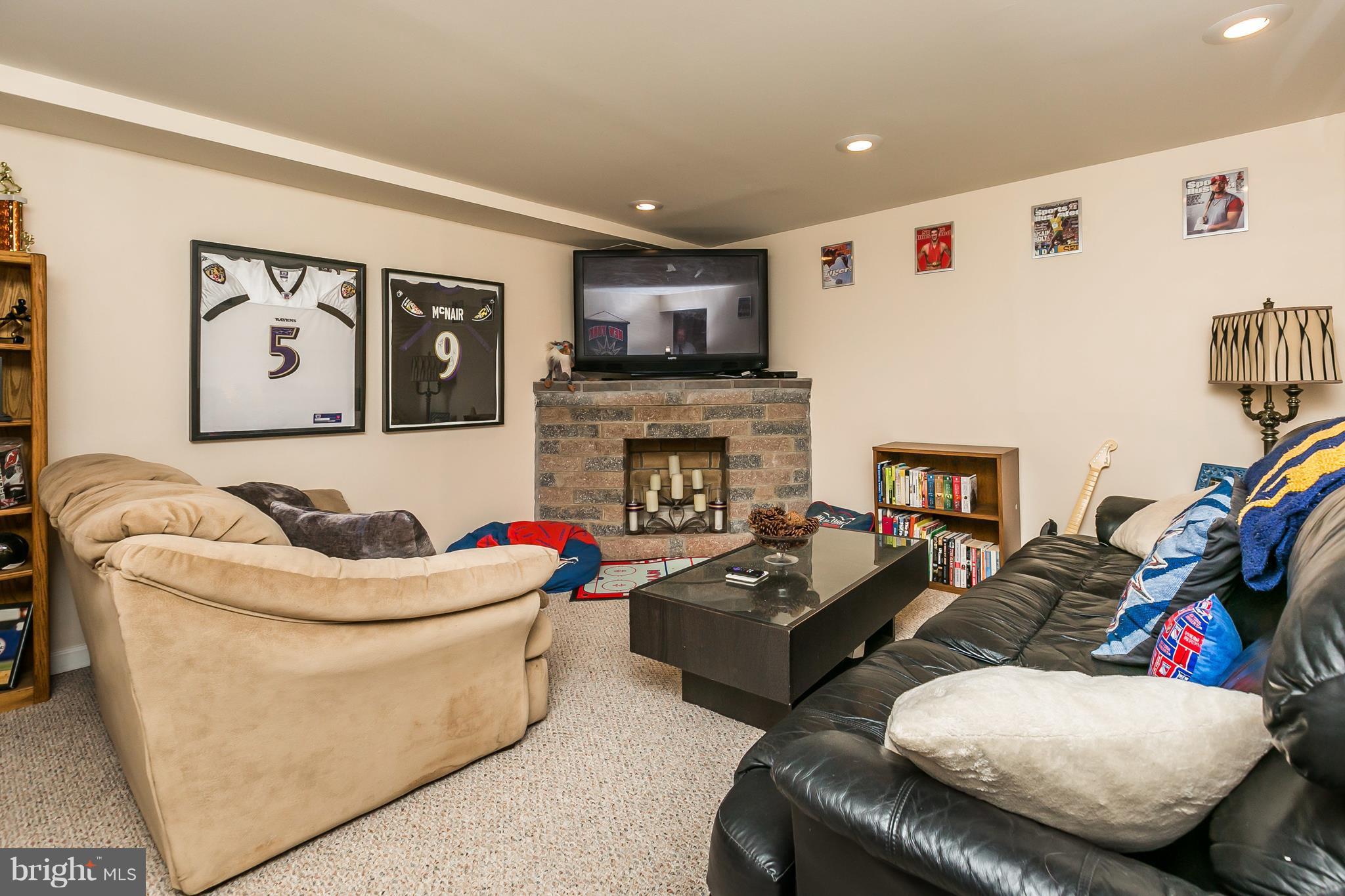 1902 Wareham Road Baltimore, MD 21222 - Photo 22 of 26 Dazzling lower level family room