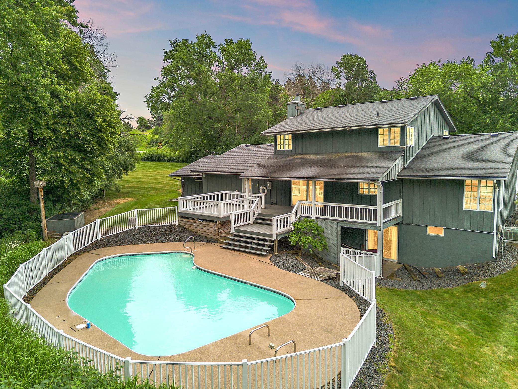 698 Badlands Road Hudson, WI 54016 - Photo 3 of 47