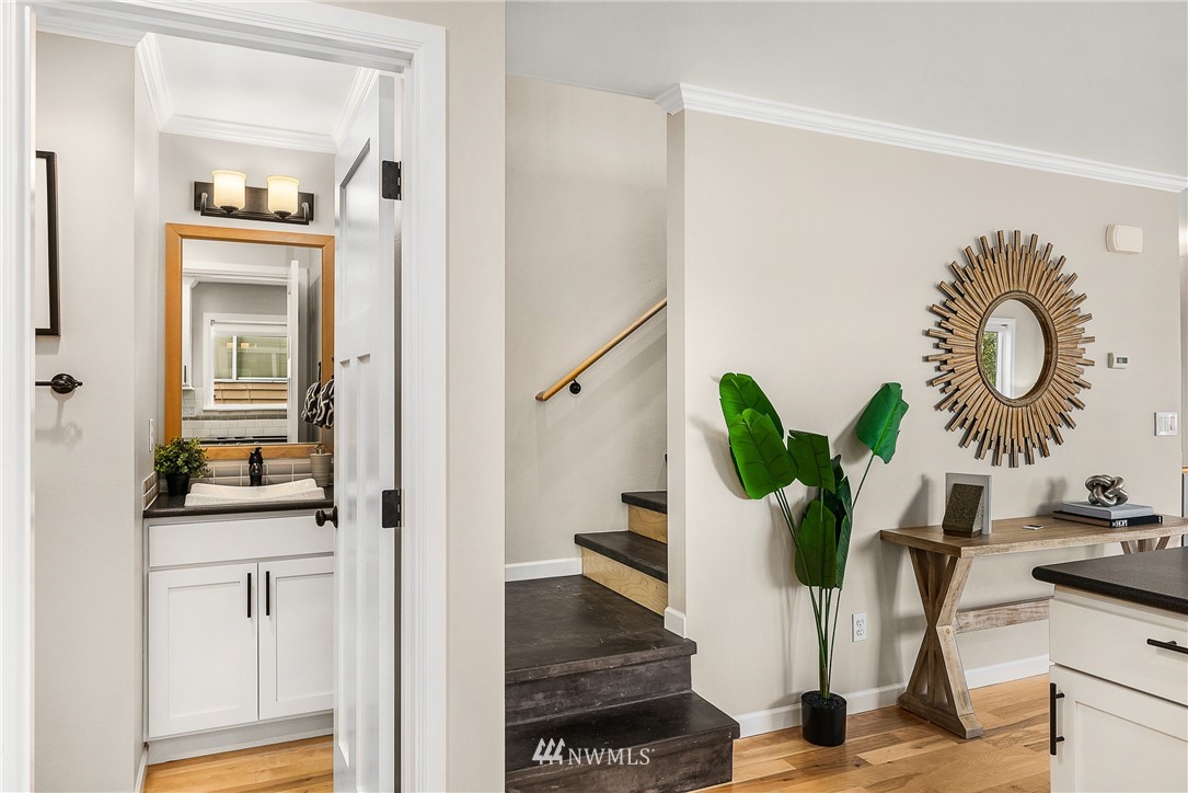 808 North 49th Street Seattle, WA 98103 - Photo 12 of 28 Gallery Image 12