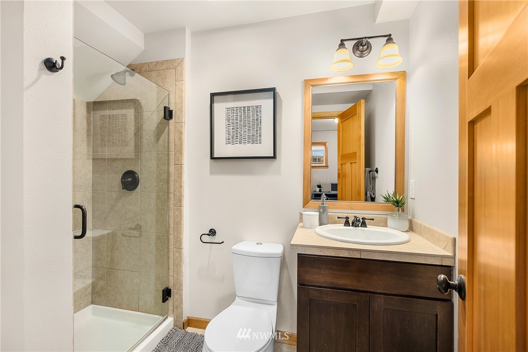 808 North 49th Street Seattle, WA 98103 - Photo 20 of 28 Gallery Image 20