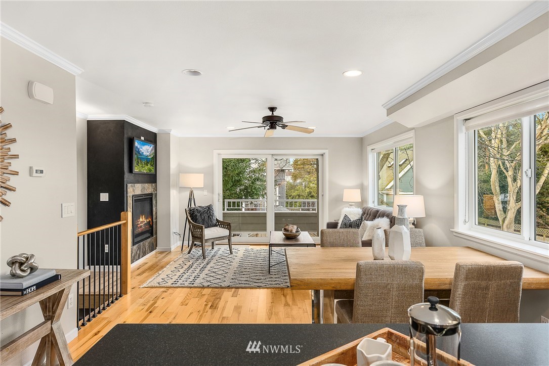 808 North 49th Street Seattle, WA 98103 - Photo 3 of 28 Gallery Image 3