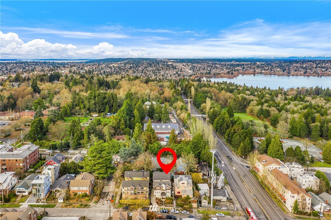 808 North 49th Street Seattle, WA 98103 - Photo 26 of 28 Gallery Image 26
