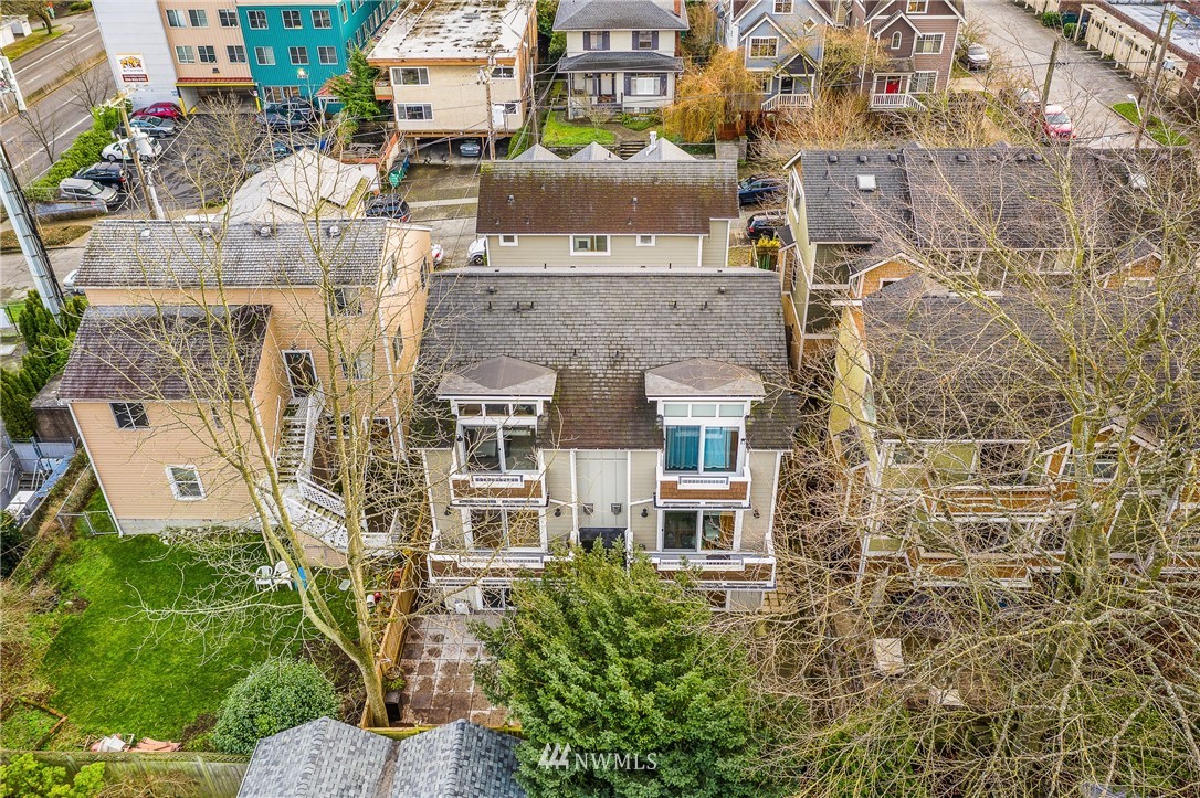 808 North 49th Street Seattle, WA 98103 - Photo 27 of 28 Gallery Image 27