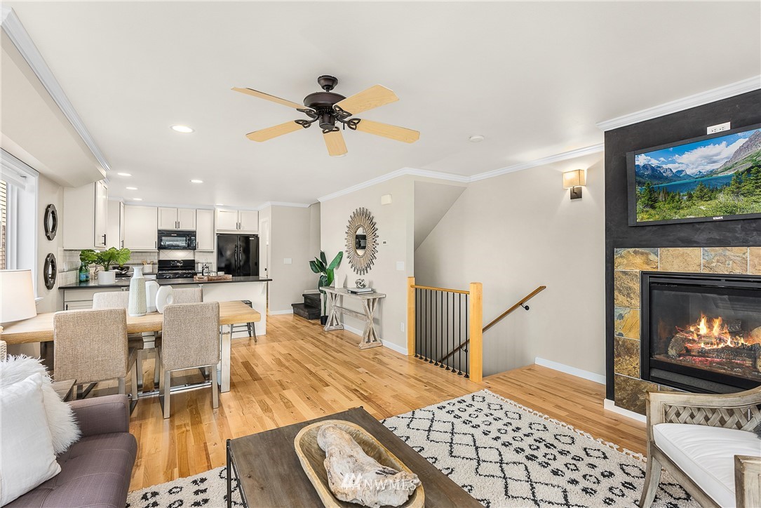 808 North 49th Street Seattle, WA 98103 - Photo 9 of 28 Gallery Image 9