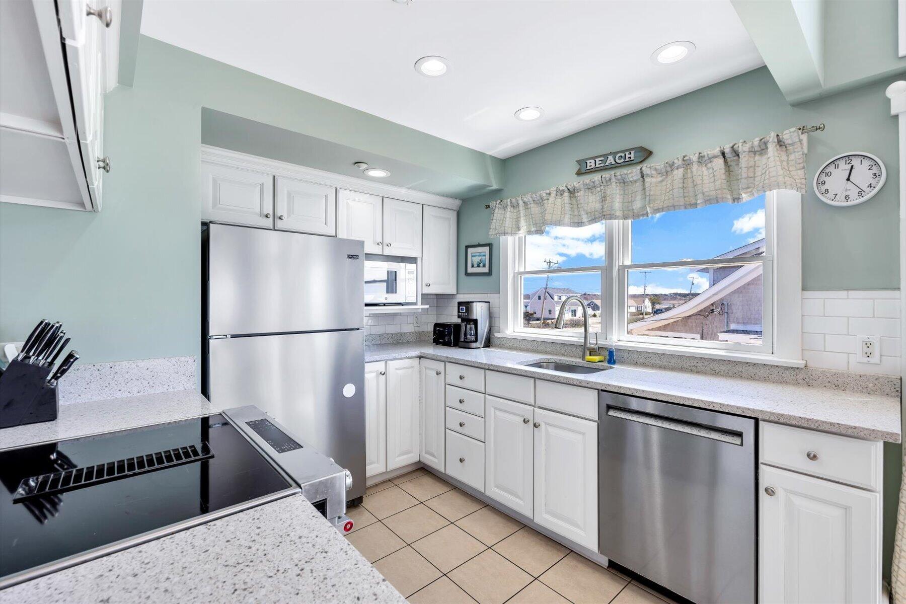 496 Shore Road, Unit 21 Truro, MA 02666 - Photo 7 of 30 10-889A0875