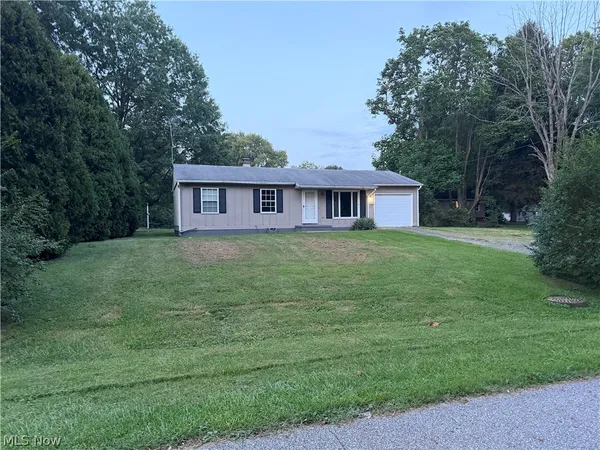 $135,000 | 4048 Woodside Drive Northwest, Warren, OH 44483