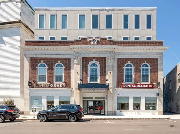 $899,000 | 34 Salem Street, Unit 301, Medford, MA 02155