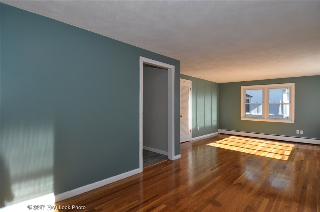73 Appleton Street Cranston, RI 02910 - Photo 20 of 37 Gallery Image 20
