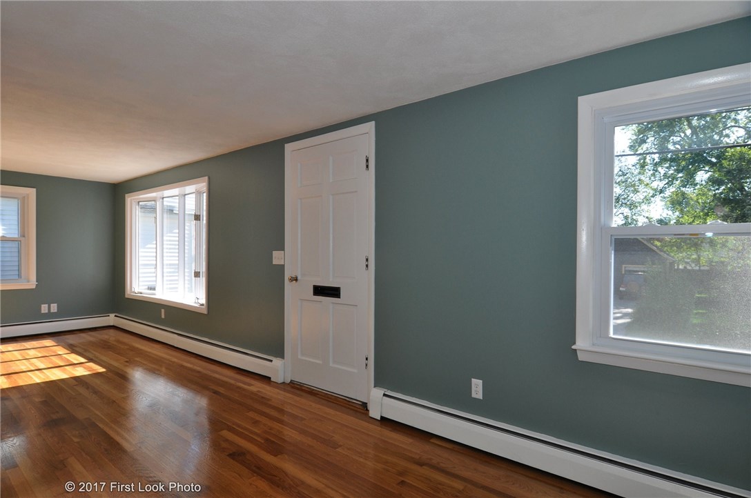 73 Appleton Street Cranston, RI 02910 - Photo 21 of 37 Gallery Image 21