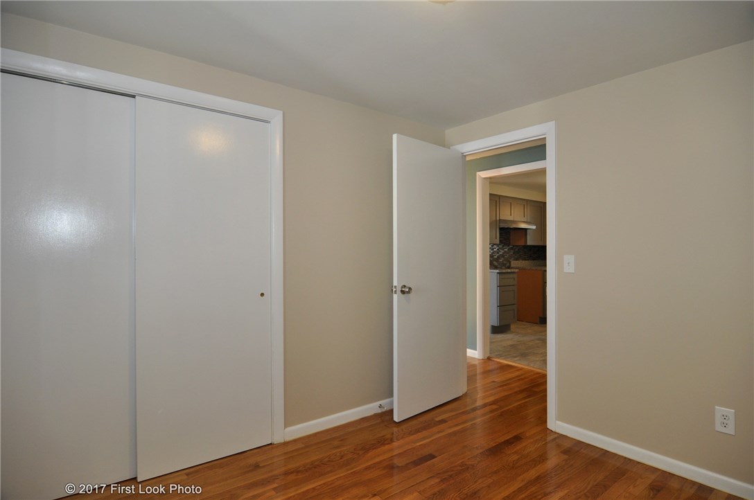 73 Appleton Street Cranston, RI 02910 - Photo 24 of 37 Gallery Image 24