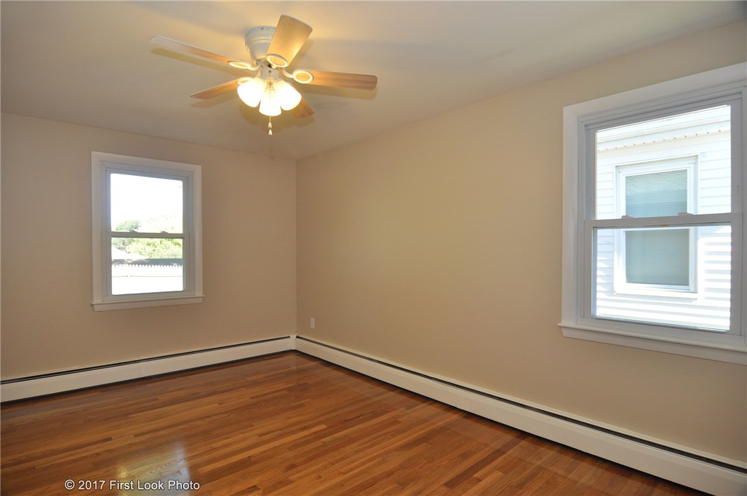 73 Appleton Street Cranston, RI 02910 - Photo 26 of 37 Gallery Image 26