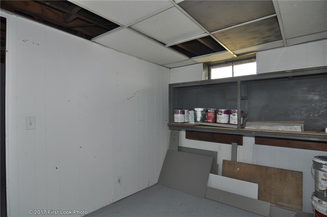73 Appleton Street Cranston, RI 02910 - Photo 35 of 37 Gallery Image 35