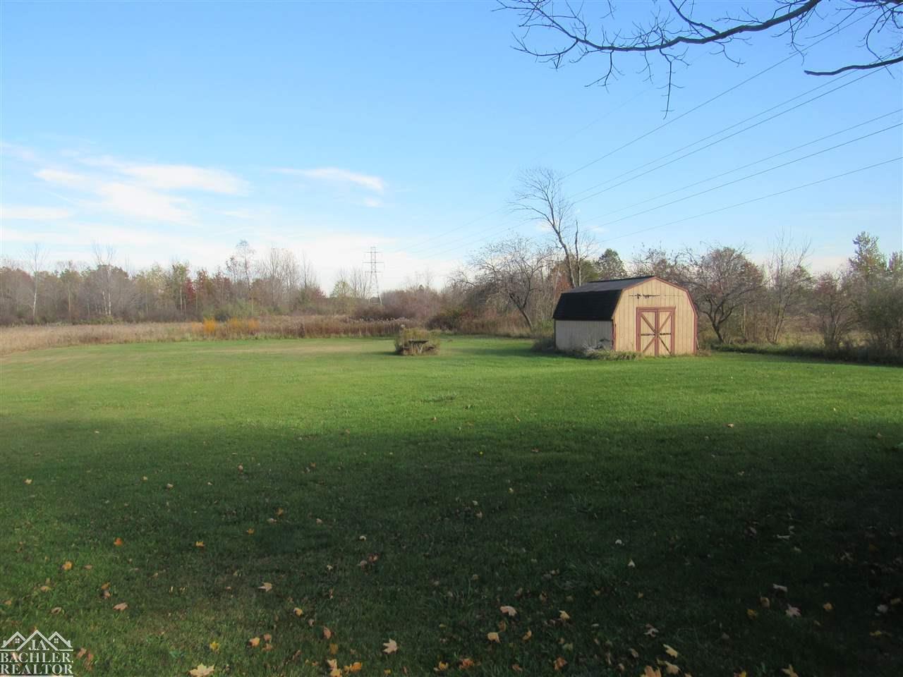 4881 Hessen Road Casco, MI 48064 - Photo 14 of 15 31334209-13.JPG