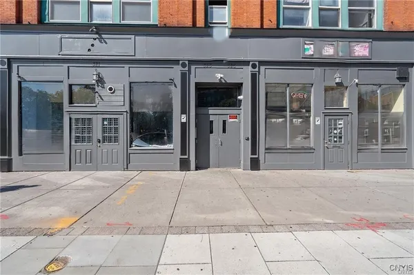$1,200 | 319 North Salina Street, Syracuse, NY 13203