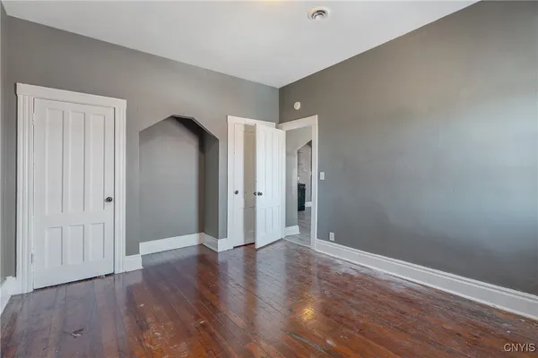 $1,200 | 319 North Salina Street, Syracuse, NY 13203