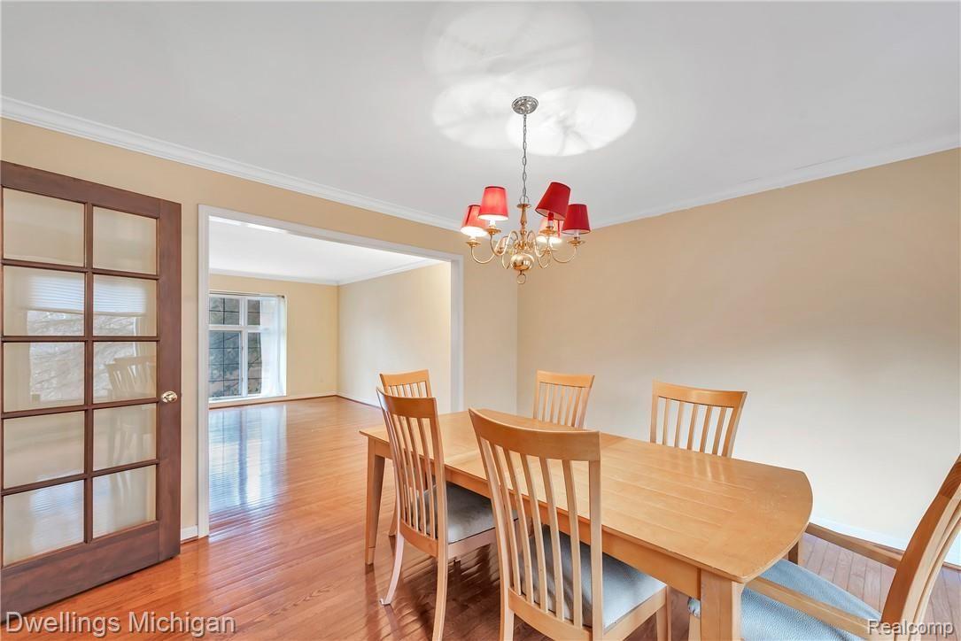 3633 Summit Ridge Drive Rochester, MI 48306 - Photo 14 of 53 3633-Summit-Ridge-Drive-Rochester-Hills-48306-windowstill-14.jpg
