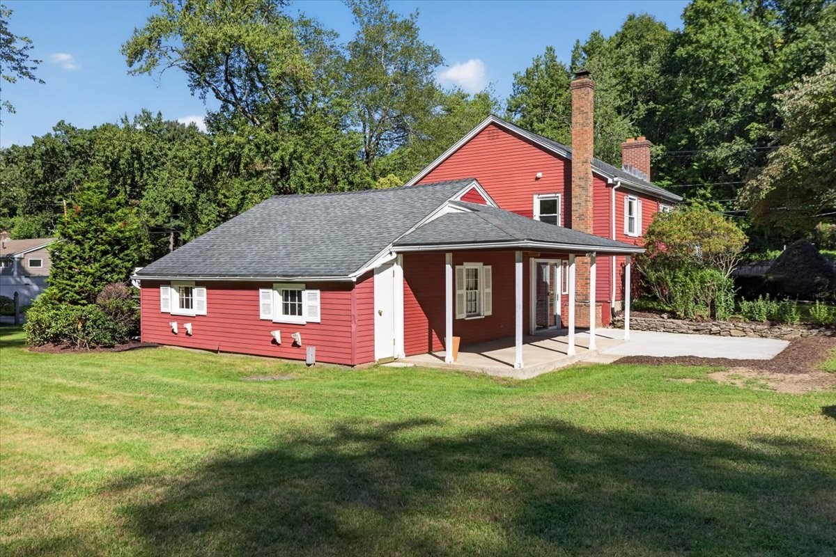 356 Springfield Street Wilbraham, MA 01095 - Photo 5 of 42 Gallery Image 5
