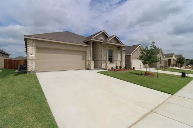$2,349 | 2112 Angus Drive, Little Elm, TX 75068