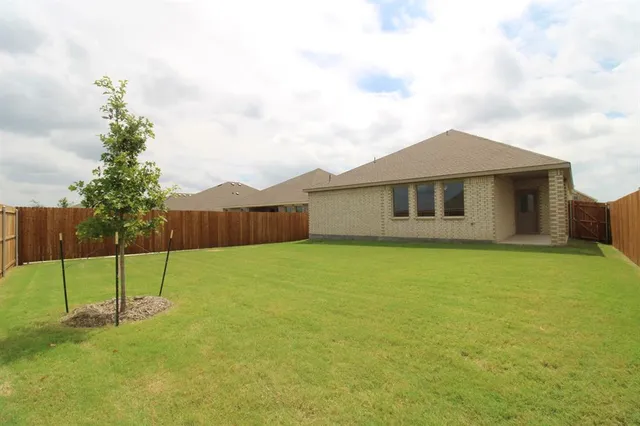 $2,349 | 2112 Angus Drive, Little Elm, TX 75068
